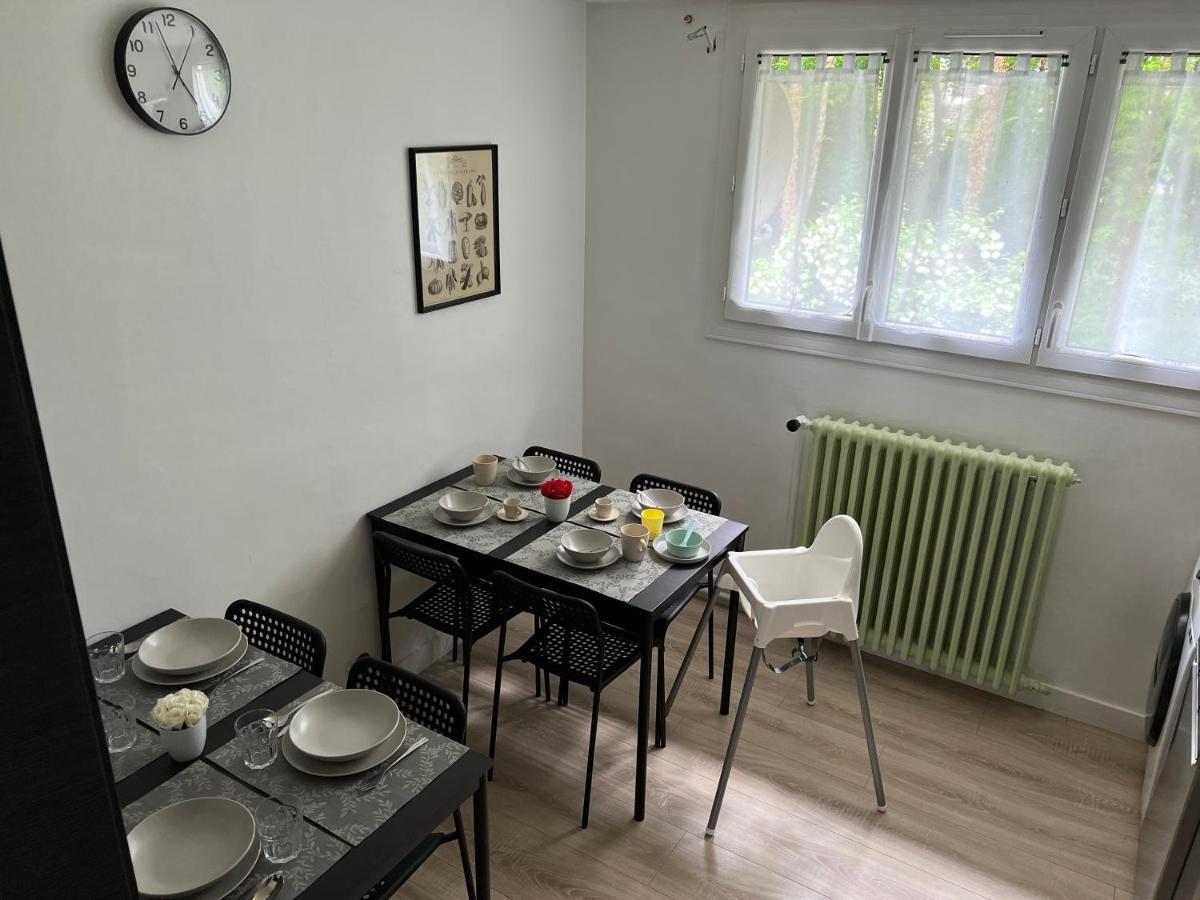 Logement Entier Proche Disneyland Montry Exteriér fotografie